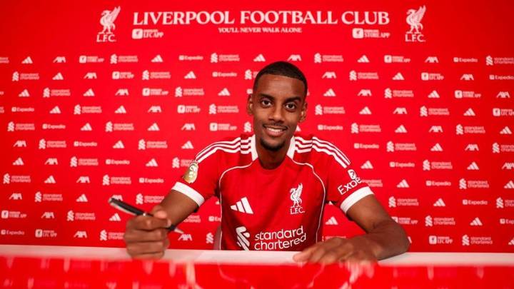 Los protagonistas del último día del mercado de fichajes: Isak, Antony, Alexis, Lukébakio, Laporte, Donnarumma...