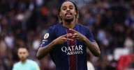 Barcola brilla con doblete y mantiene al PSG líder de la Ligue 1
