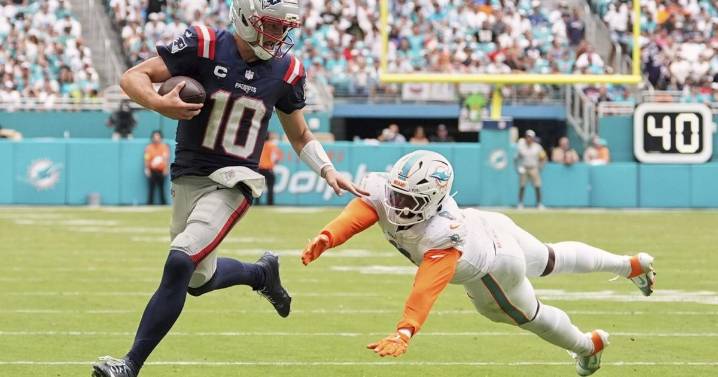 Maye accounts for 3 TDs and Patriots top Dolphins 33-27 for Vrabel's 1st win as New England coach