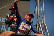 El festejo de Werner tras ganar el TC Pick Up en Paraná: "Es el regalo más lindo"