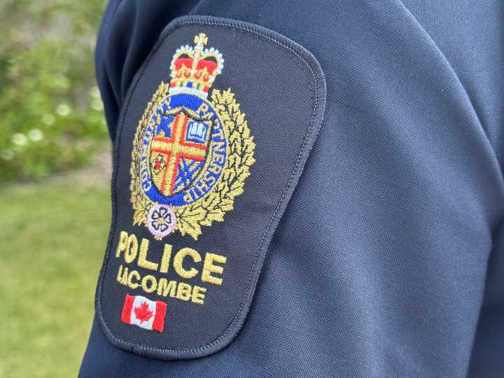 Lacombe police executing search warrant in Bruns Crescent
