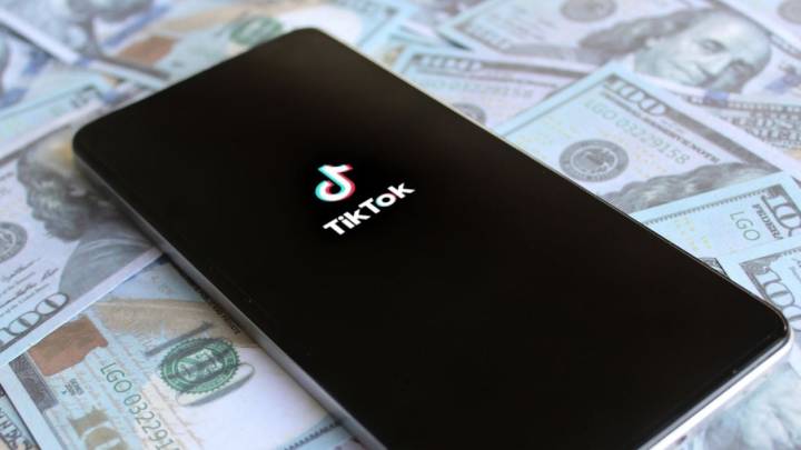 Trump aplaza tres meses la aplicación del veto a TikTok tras acuerdo con China