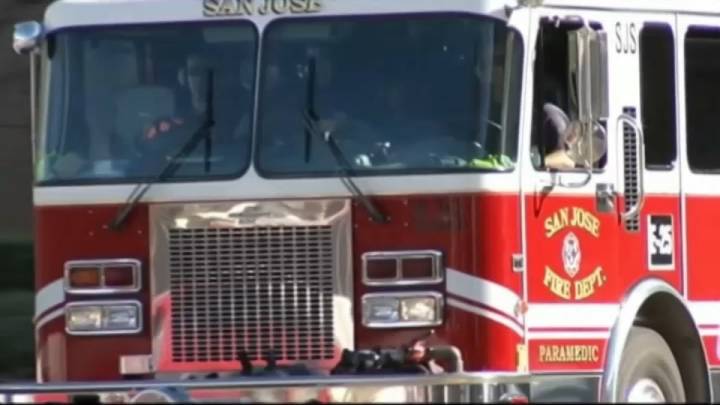 Voraz incendio en vivienda en San José – Telemundo Area de la Bahía 48