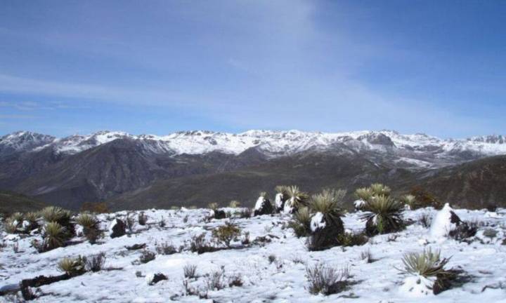 Nevada en Pico Espejo deslumbra a turistas en Mérida