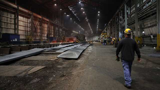 US Steel shutting down mill in Illinois. Its deal with Trump won't let it fire 800 workers
