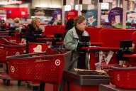Holiday spending to dip this season, upping competition for retailers