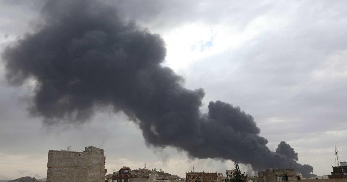 Israel bombardea capital de Yemen tras ataque hutí que dejó 20 heridos en Eilat