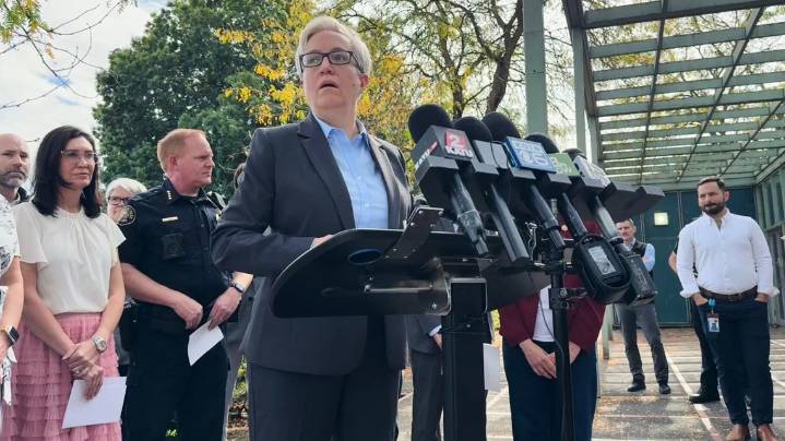 Oregon governor tells Trump on call that Portland does not need federal troops