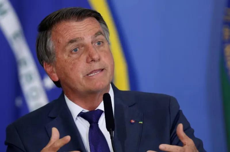 Jair Bolsonaro fue diagnosticado con cáncer de piel y seguirá bajo control médico