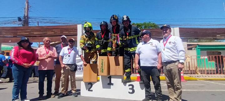 Diego de Almagro fue sede del Desafío Nacional de Bomberos 2025