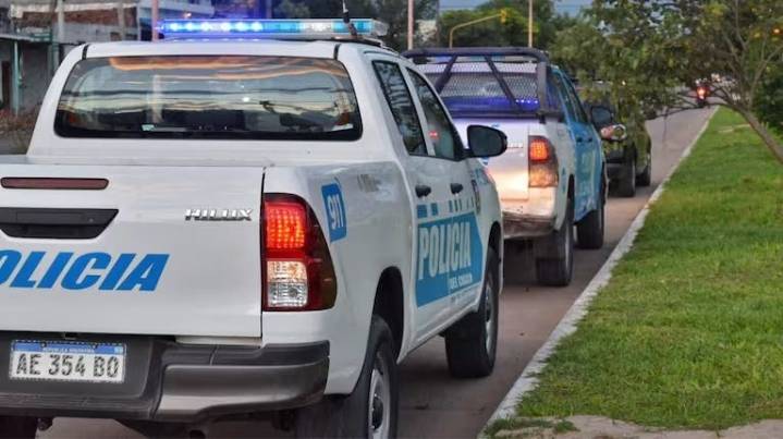 Chaco: un hombre atacó a su ex pareja con un arma blanca y su hijo lo apuñaló para defenderla