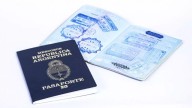 Piden devolver una serie de pasaportes por falla invisible en la tinta y cómo saber si te afecta