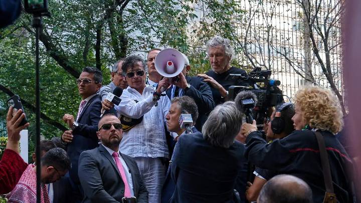 Roger Waters y Gustavo Petro encabezan manifestación pro Palestina frente a la ONU