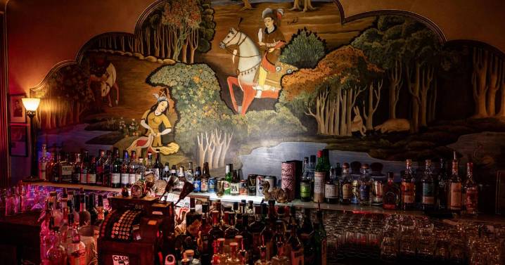 Zam Zam keeps its martinis cold and its history on display