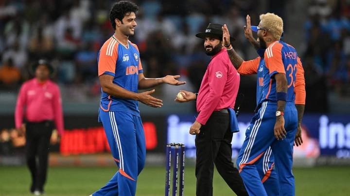 India Vs Bangladesh Live Cricket Score, T20 Asia Cup 2025 Super Four: IND One Win Away From Final