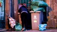 El número de personas sin hogar alojadas en albergues creció en España un 55 % respecto al 2022