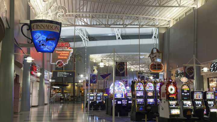 "Nobody, Crickets, Empty": American Passenger Shares The Grim Reality Of Las Vegas' Airport In September