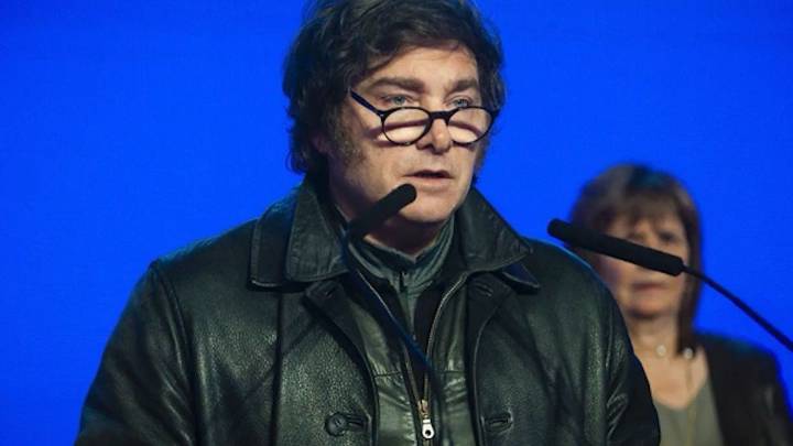 ¿Qué le pasa a Javier Milei? De no creer lo que pasó el domingo a la noche tras la la paliza en las elecciones