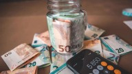 ¿Cuánto dinero en efectivo puedes tener en casa sin problemas con Hacienda? Esto dice la ley