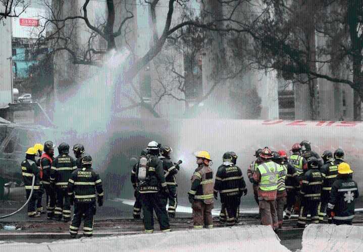 Aumenta a 30 la cifra de muerte por explosión de pipa de gas en Iztapalapa