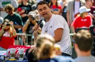 Continúa la búsqueda del sospechoso por la muerte de Charlie Kirk