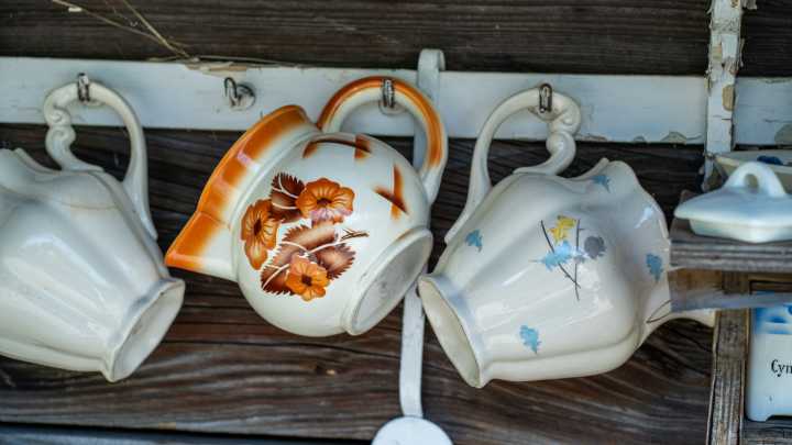 10 HomeGoods Kitchen Decor Items That Could Definitely Pass As Vintage