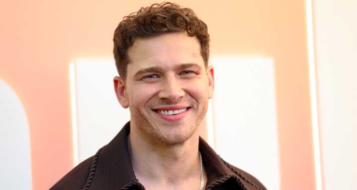 Oliver Stark Talks How ’9-1-1′ Moves Forward After Bobby Nash Death | 9-1-1, Brian Hallisay, Corinne Massiah, Elijah M Cooper, Gavin McHugh, Jennifer Love Hewitt, Oliver Stark, Ryan Guzman | Just Jare