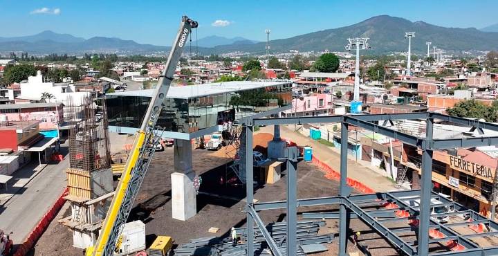 Reprueba 81% de los uruapenses parar obra del teleférico, revela encuesta