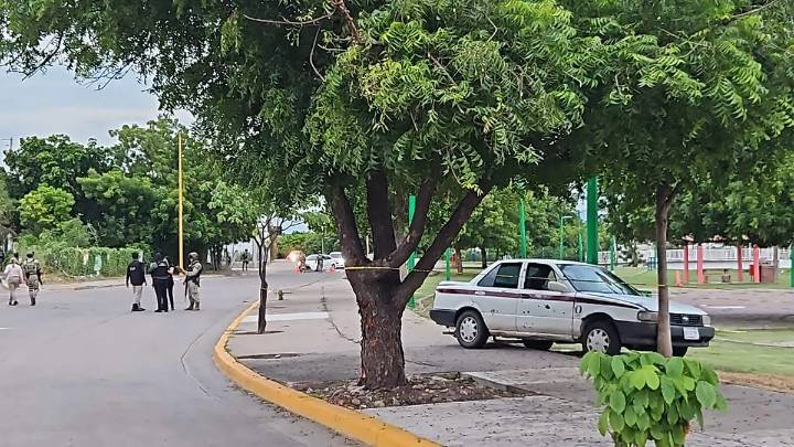 Ejecutan a taxista en el bulevar Agricultores de Culiacán