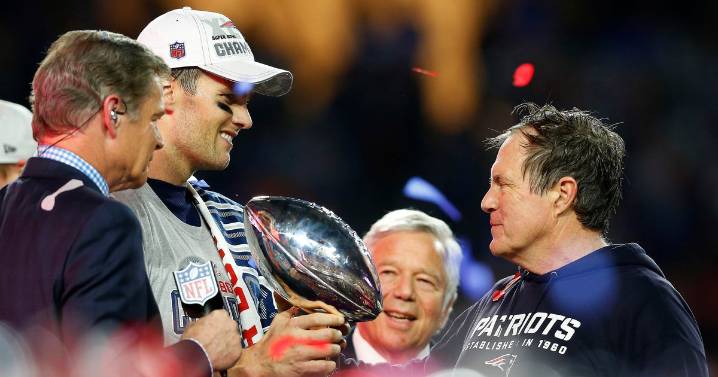 Bill Belichick statue could go next to Tom Brady's outside Gillette Stadium, Robert Kraft says