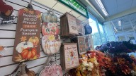 The Crafty DIY That Turns Dollar Tree Wood Pallets Into The Cutest Fall Decor