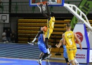 El Granca disfruta de la primera alegría de la pretemporada ante el Breogán