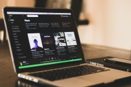 Spotify toma medidas para disminuir abusos de IA