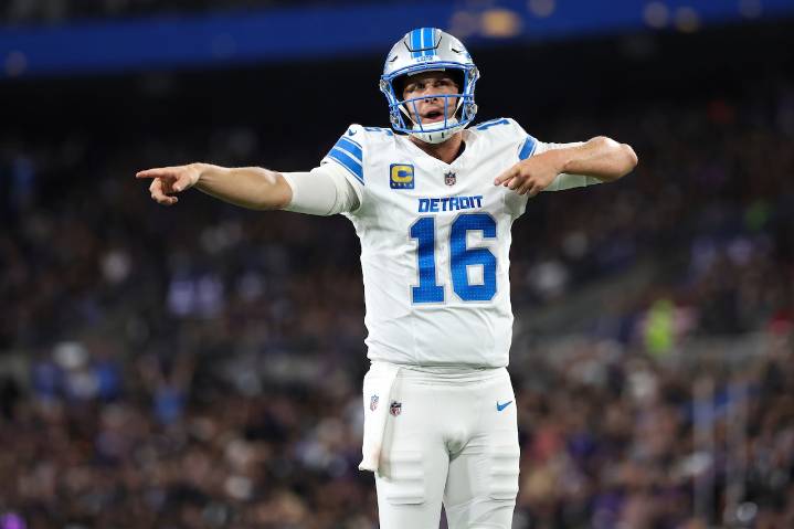 Dan Campbell’s ‘go for the kill’ mentality clinches Lions’ impressive primetime win