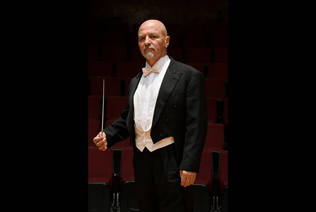 Enrique Barrios González, nuevo director de la Orquesta Sinfónica de San Luis Potosí