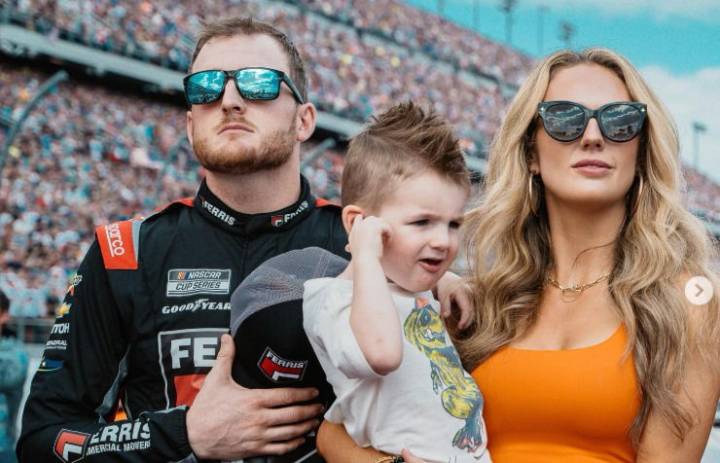 NASCAR Driver’s Wife Confesses Cold Shoulder From Paddock Wives Despite Off-Track Bond NASCAR driver's wife opens up on her podcast about the challenges of navigating friendships on and off