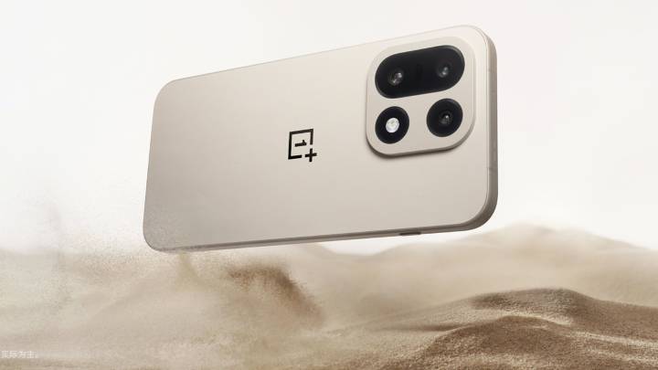 OnePlus 15 design reveal may have just spilled its launch date