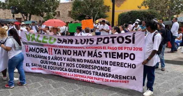 Video | Bloquean calles del centro por manifestación