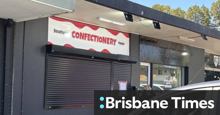 ‘Lolly shop’ opposite school raided by police as tobacco laws land