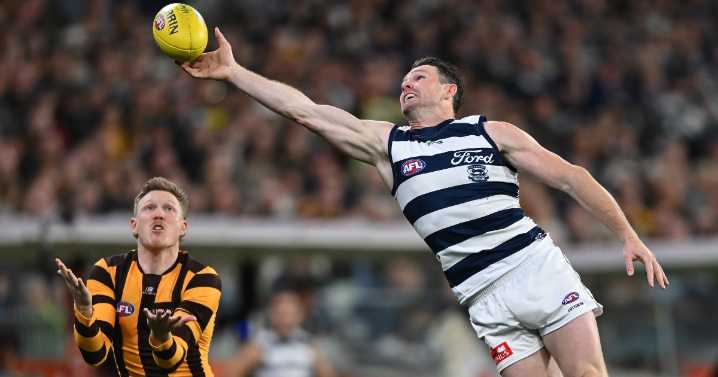 Dangerfield lifts Cats past Hawthorn in epic win