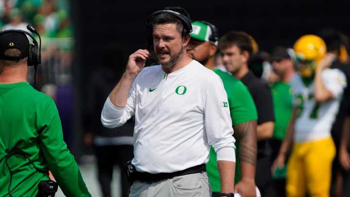 Oregon State at Oregon odds, picks and predictions