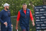 Patriots host 3 tight ends for tryouts, including ex-Bills 6