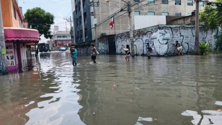 Lucha Nezahualcóyotl ante las inundaciones