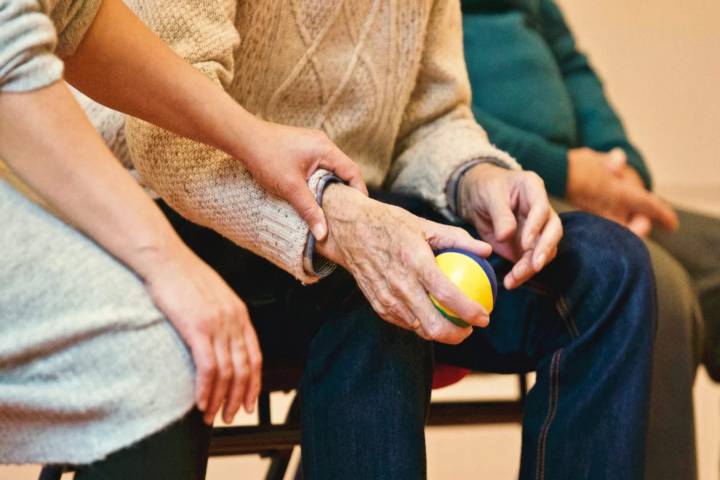 El gasto en política social sube un 16,3% en 15 años en Castilla-La Mancha, una de las que menos crece de España