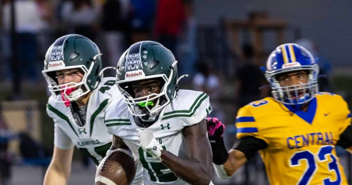 Plainfield Central avenges 2024 loss to Joliet Central by spoiling Steelmen homecoming