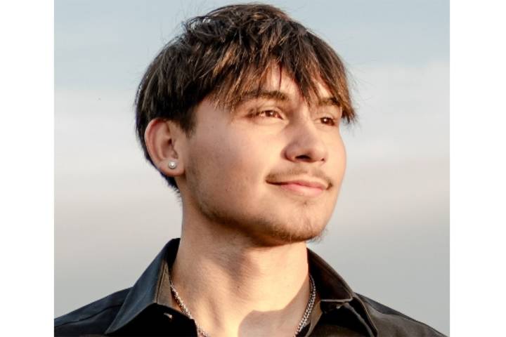 18-Year-Old Dies After Driving Car Off Road. Mom Found His Body