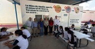 Fortalece Voluntariado de Ternium la educación de Aquila, Michoacán