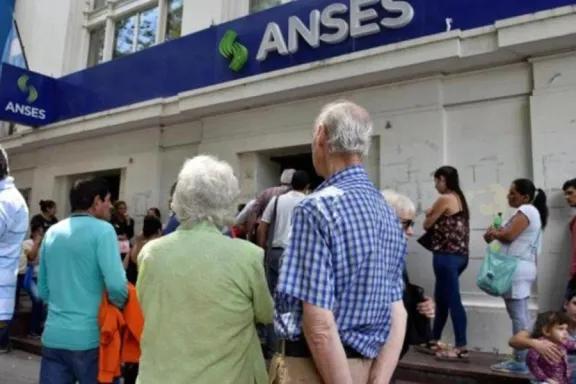 ANSES oficializó los haberes de septiembre: jubilación mínima será de $320.277