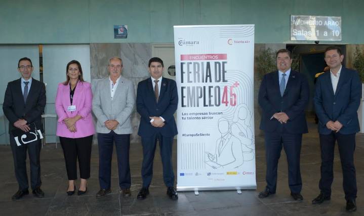 Teté Delgado defiende el talento sénior en A Coruña: “El futuro también nos pertenece”