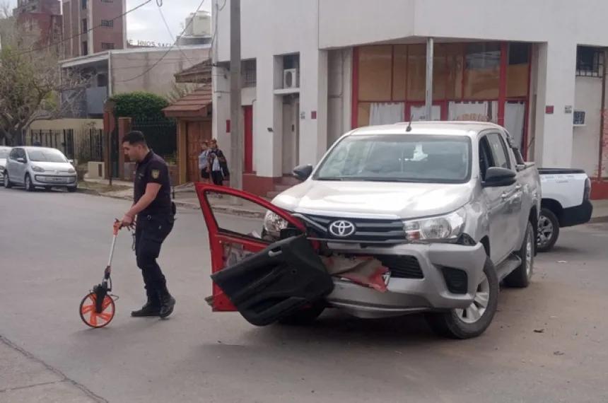 Violento choque en una esquina de Santa Rosa